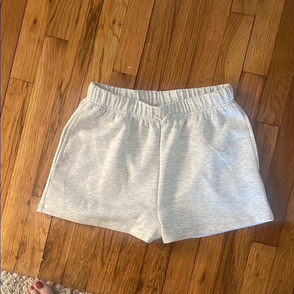 Vintage Havana Women's Light Gray Athletic bungee cord shorts .